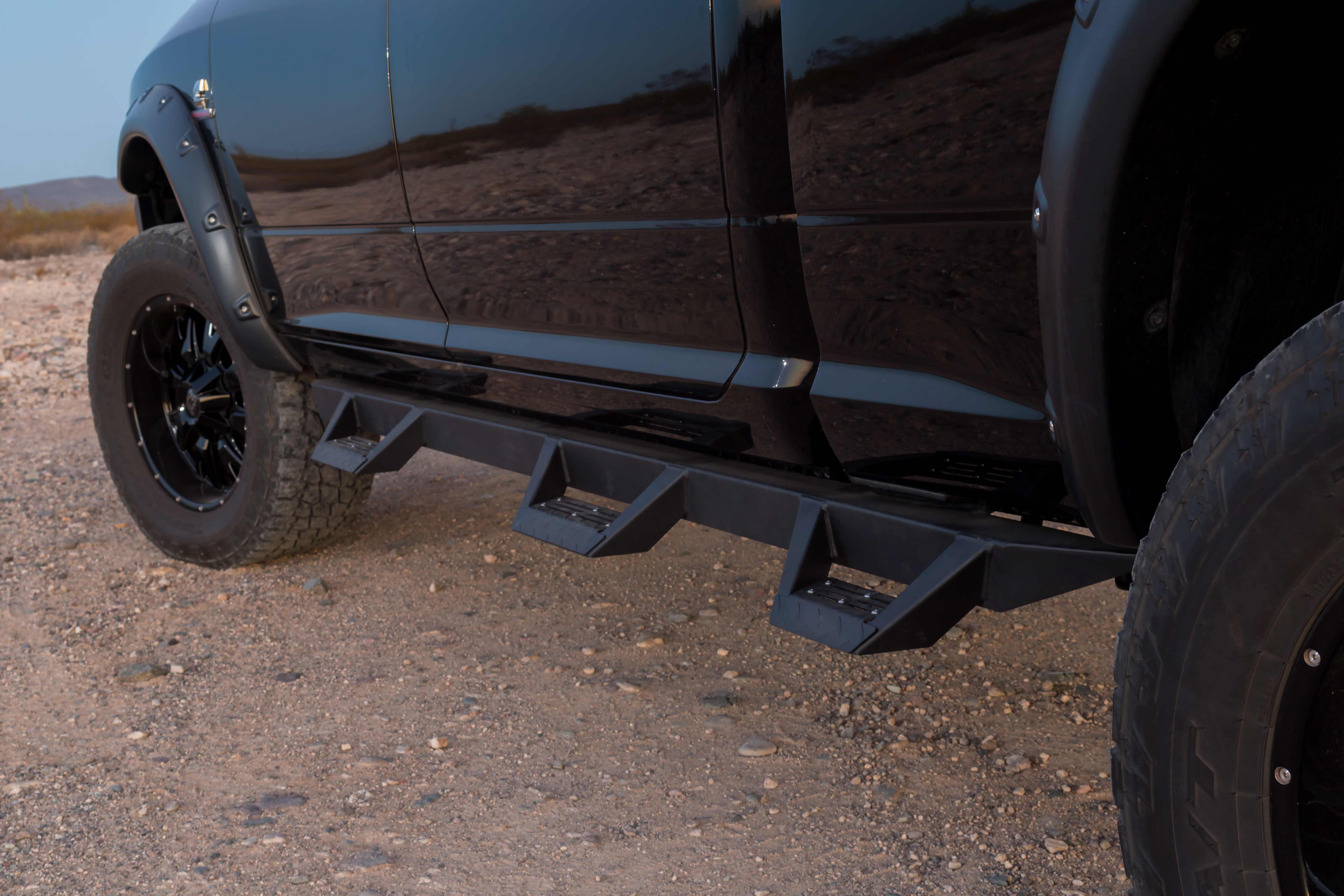 Magnum RT Wheel to Wheel Drop Steps - Black Textured Steel